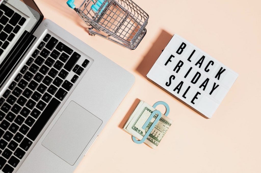 black friday chiến dịch marketing