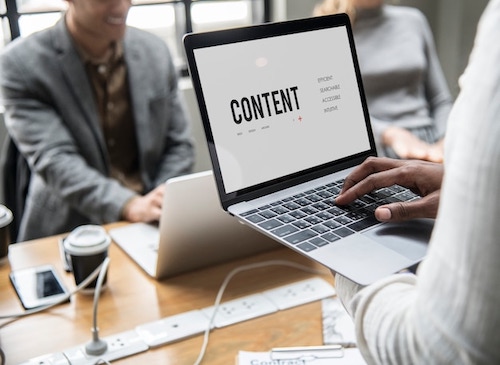 Nhân viên content giữ vị trí quan trọng trong phòng Marketing